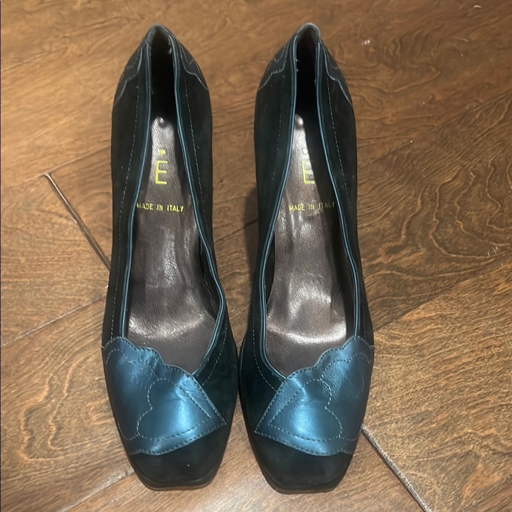 Elegant Black and Blue Women's Shoes